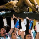 Chacón quita los honores militares al Cristo de la Legión